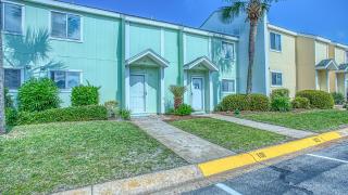 Southbay by the Gulf 102 only 30 Yards from the Beach 3 Bedroom Townhome in Destin - Destin - 0