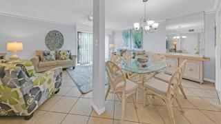 Southbay by the Gulf 102 only 30 Yards from the Beach 3 Bedroom Townhome in Destin - Destin - 5