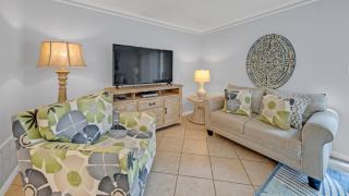 Southbay by the Gulf 102 only 30 Yards from the Beach 3 Bedroom Townhome in Destin - Destin - 4