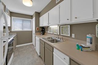 Southbay by the Gulf 119 only Steps from the Beach a 3 Bedroom Townhome in Destin - Destin - 1
