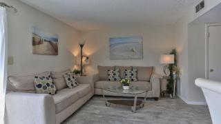 Southbay by the Gulf 12 a Destin Townhome with Balcony Overlooking Pool and a Short Walk to Beach - 7