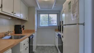 Southbay by the Gulf 12 a Destin Townhome with Balcony Overlooking Pool and a Short Walk to Beach - Destin - 2