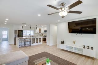 3 Mi to Old Town Home with Game Room in Scottsdale! - 0