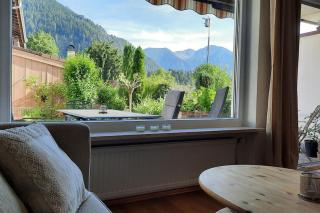Ferienhaus-Ferienwohnung Weitblick mit Garten und malerischem Bergpanorama - Oberammergau - 8