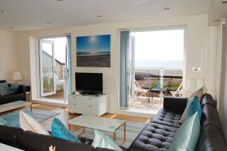 Sunset Bay Beach House in Tywyn - 8