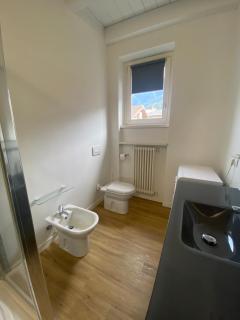 Modern apartment with terrace and mezzanine floor - Colico - 2