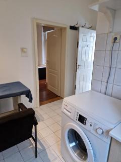 Belgrade Downtown Homestay - Belgrado - 3