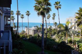 D205 - Serenity Hideaway - Oceanside - 2