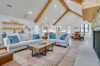 Waterfront Flippin Retreat with White River Access! - 6