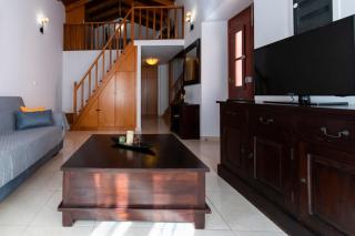 YIAYIA's Central Apartment - Sými - 3