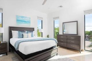 Private Pool Villa, Long Bay Beach with VIP Extras - Long Bay Hills - 2