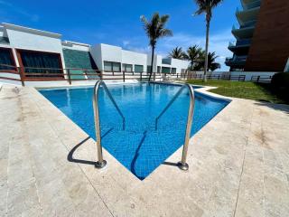 Beachfront Residence with Pool & Stunning Views - Cancun - 8