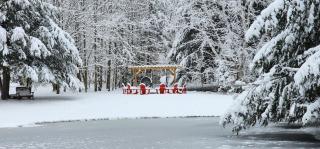 Mountain Blue Vista - Luxury retreat near Ski resorts with Pond, Firepit and Hot Tub - Windham - 2