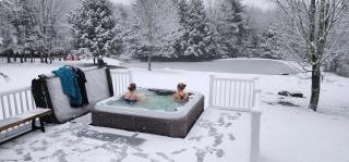 Mountain Blue Vista - Luxury retreat near Ski resorts with Pond, Firepit and Hot Tub - Windham - 5