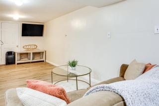Pet-Friendly Elmont Apartment 17 Mi to NYC! - Elmont - 7
