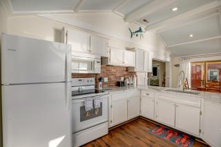 Cottage with Potomac River Views in Newburg! - - 2