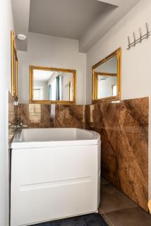 Romantic Jacuzzi Studio - Cluj-Napoca - 7