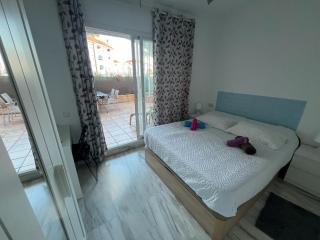 Torremolinos habitaciones privada en apartamentos compartidos - 0