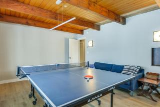 Cozy Vermont Escape with Deck, Near Skiing! - - 9