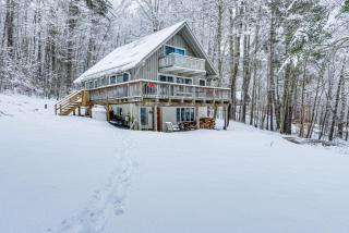 Cozy Vermont Escape with Deck, Near Skiing! - - 6