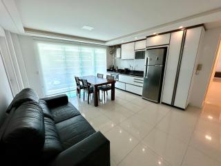 Residencial Ilha do Arvoredo - Praia de 4 Ilhas, próximo ao mar. - Bombinhas - 3