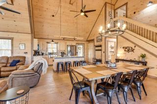 Cabin with Hot Tub and Sauna 5 Mi to Dtwn Blue Ridge! - Blue Ridge - 4