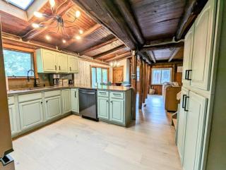 Rustic Escape in Greenwood Lake - West Milford - 7