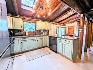 Rustic Escape in Greenwood Lake - West Milford - 6