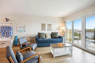 Land's End 1-406 Bay Front - Premier - 1