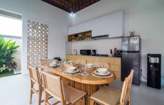 Simple & Magical Villas Almaya 2 - Canggu - 4