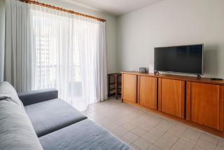 Apto com varanda 400m do mar B Camboriú RFT505 - Balneário Camboriú - 2