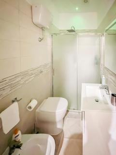 the brilliant sisters - 1