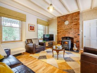 3 Bed in Bala 88351 - Frongoch - 0