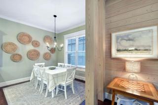 Casablanca - Saint Simons Island - 1