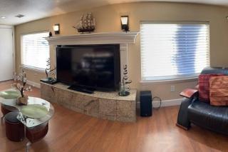 Executive Style Home next to Light Rail-Hospitals - 5