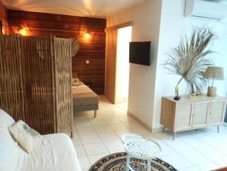 Studio Ti Kaye avec Jacuzzi - Les Trois-Îlets - 2