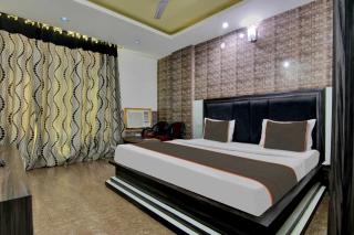 Collection O The Shree Dhar Niwas - Katra - 6