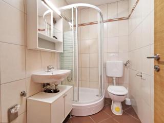 Apartments with parking spaces Cizici, Krk - 22046 - Malinska - 8