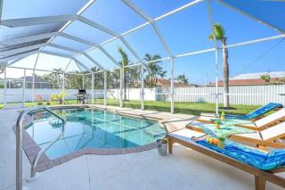 Spacious Vacation House with a Free Heated Saltwater Pool - Cape Coral - 7