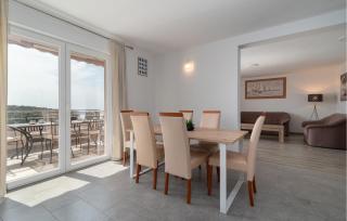 Holiday Home - Five-Bedroom Holiday Home Kanica With Sea View - 6