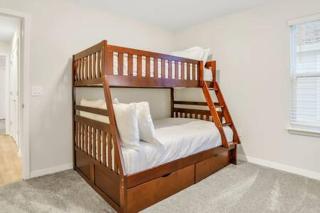 Magnificent 9BR Getaway Villa by Disney w Pool Game Rm - Davenport - 1