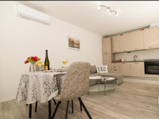 Modern Oasis - Split - 1
