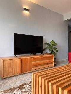 Artsy Apartment 3 miles away from the UNEP & Mall. - Nairobi - 9