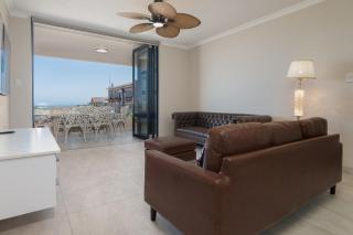 Shanthi Apartment 8 - Ballito - 8