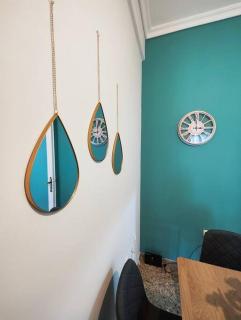 Chic Urban Retreat Steps from Museum of Cont. Art! - Athens - 5