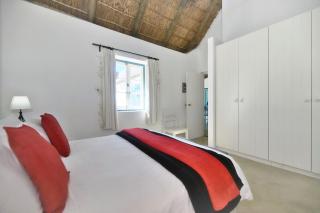 Pebbles in Langezandt, Struisbaai - 6