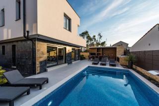 Villa Lisa by Belmont Realty - Privlaka - 6