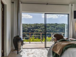 Cliffside Suites - 3