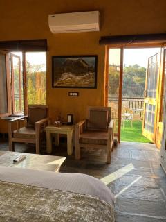 Prakriti Aalay - Riverside Mountain View Boutique Eco Resort - Dharamshala - 3