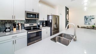 Last Minute Disney Getaway! Private Pool, Hot Tub & Games Room. Book Now! #19306 - Kissimmee - 2